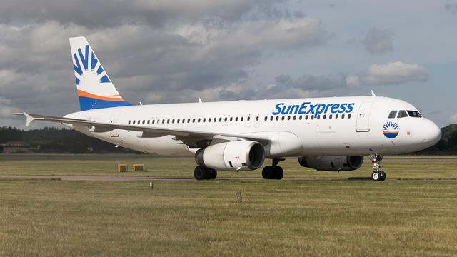 LY-MLG:Airbus A320-200:SunExpress
